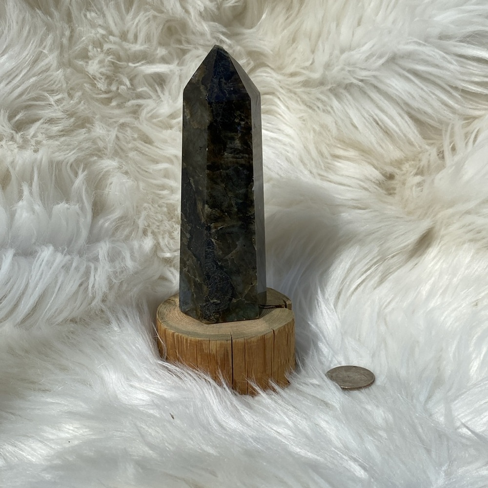 Labradorite Tower - Picture 5 of 5